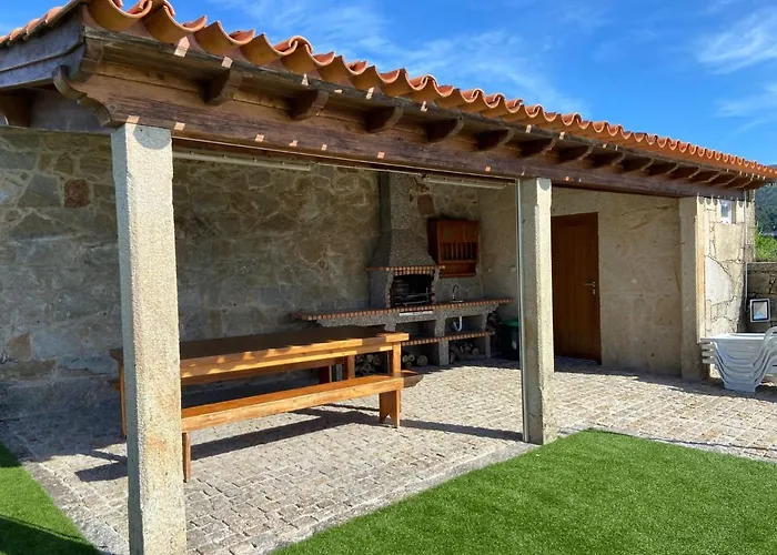 Casa Das Portelas